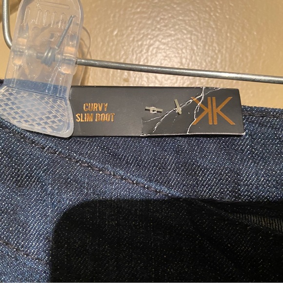 Khloe Kardashian Curvy Slim Boot dark jeans, 4 Tall - Picture 5 of 7